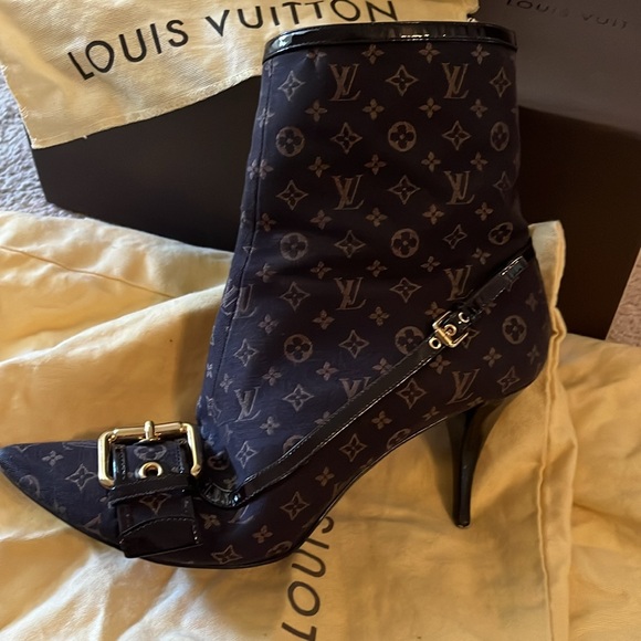 Louis Vuitton monogram ankle boots - Picture 4 of 12